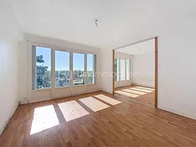 Hérouville Saint Clair 14200 Achat / Vente appartement 4 pièces t4 au dernier étage cave