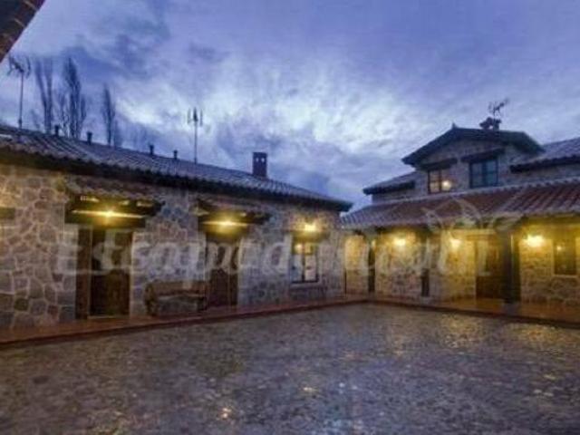 Herrenales de Ulaca Luna Celta y La Casita de Saúl
