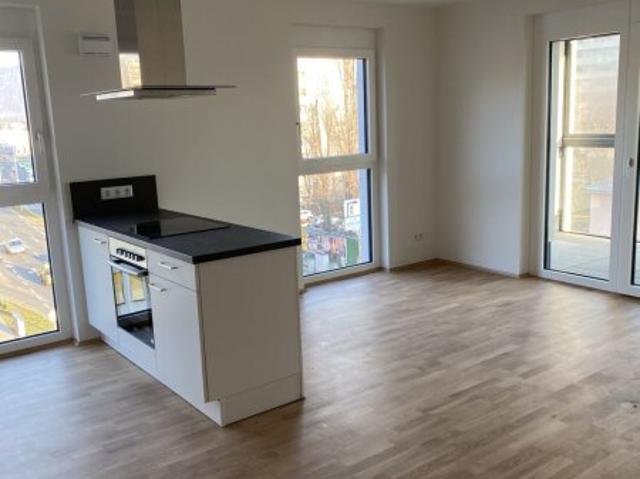 Herrliche 3 Zimmer Neubauwohnung mit Loggia, Tiefgaragenparkplatz und perfekten Anbindungen