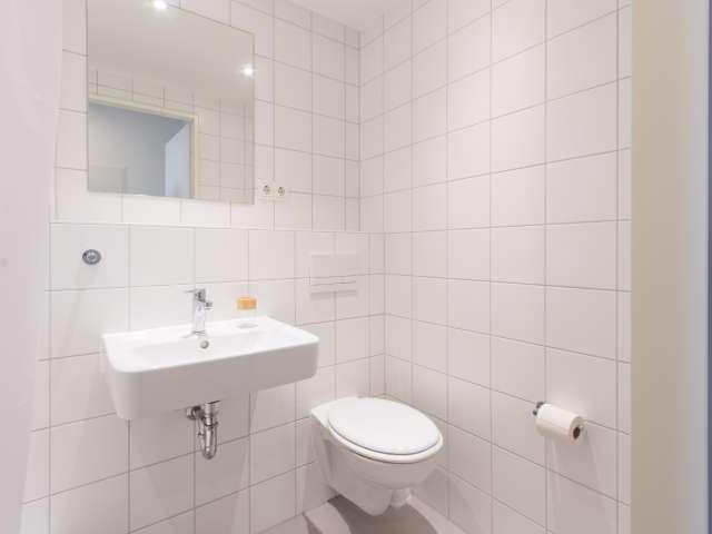 Herrliche Studio Wohnung zur Miete in Lichtenberg, Berlin