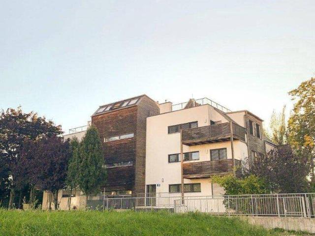 Herrliche vermietete 3 Zimmer Wohnung mit 2 Balkonen in ruhiger Lage