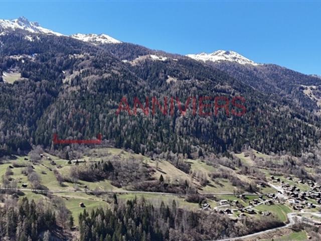 Baugrundstücke in Morands mit Baugenehmigung und Plänen