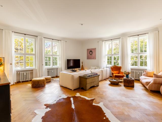 Herrschaftliche 6 Zimmer Beletage in Jugendstil Palais von 1912
