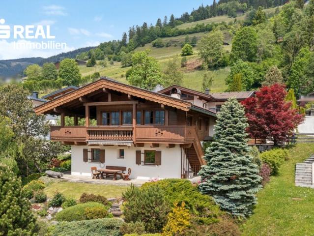 Herrschaftlicher Zweitwohnsitz mit Panoramablick – Ein Salzburger Unikat