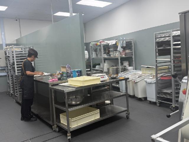 Hersing Kitchen @ Tampines Factory / Workshop B2 For Rent, $4,1431,657 sqft $2.50 psf