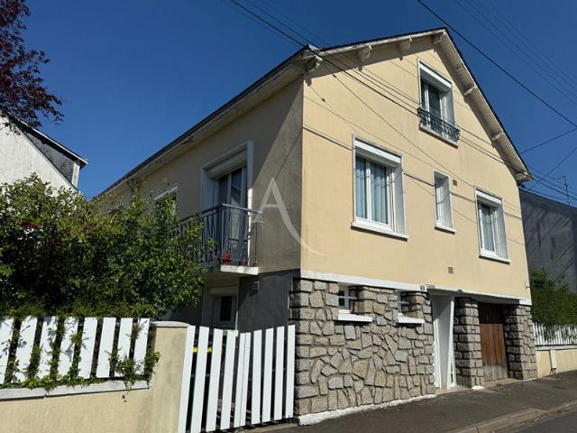 HEUZE PETIT SAINT GEORGES MAISON 106M² 3 CHAMBRES