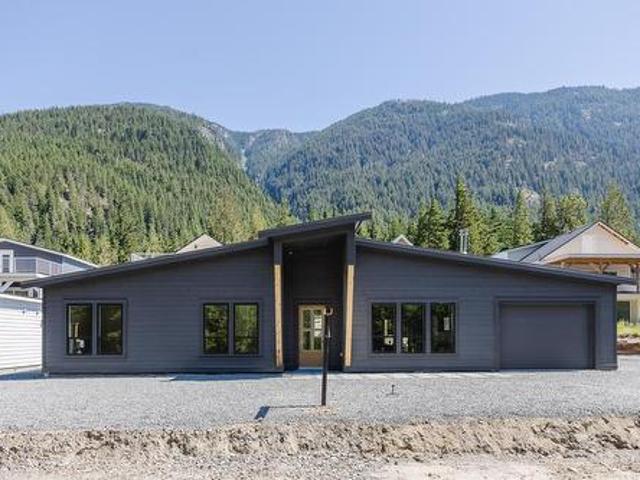 Hg184 71 Grove Place, Sunshine Valley, BC, V0X 1L5 house for sale | Listing ID R2904 | Royal LePage