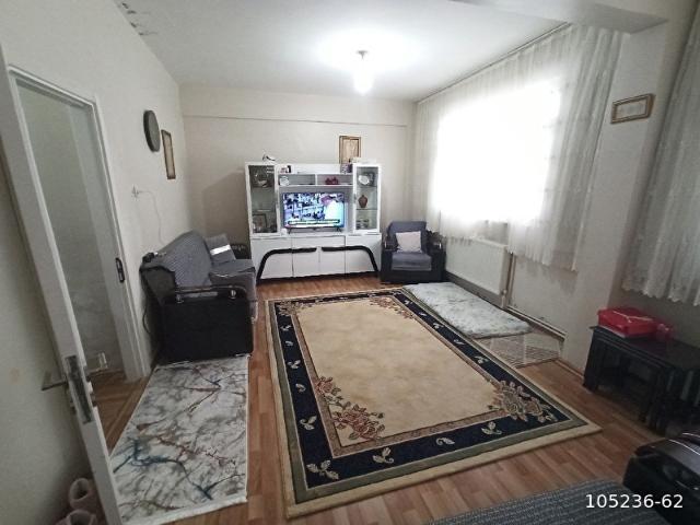 HİCRET GAYRİMENKUL FATİH 2+1 105 M2 GENİŞ FERAH KULLANIŞLI DAİRE