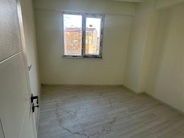 Hİ ERDEM GAYRİMENKUL DEN SEKİÇEŞME DE 1+1 SATILIK APART