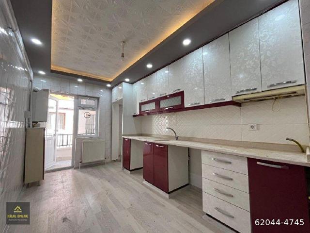 HİLAL'DEN BAŞAK MAH 3+1 YÜKSEK GİRİŞ ÖN CEPHE ALTI DAİRE