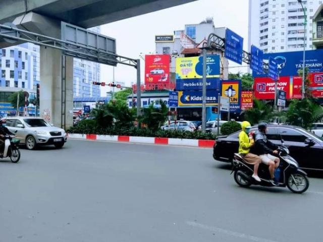Hiếm! một căn duy nhất mặt phố mỗ lao, hà đông, kd sầm uất, vỉa hè đá bóng, dt 80,6 m2, giá chỉ