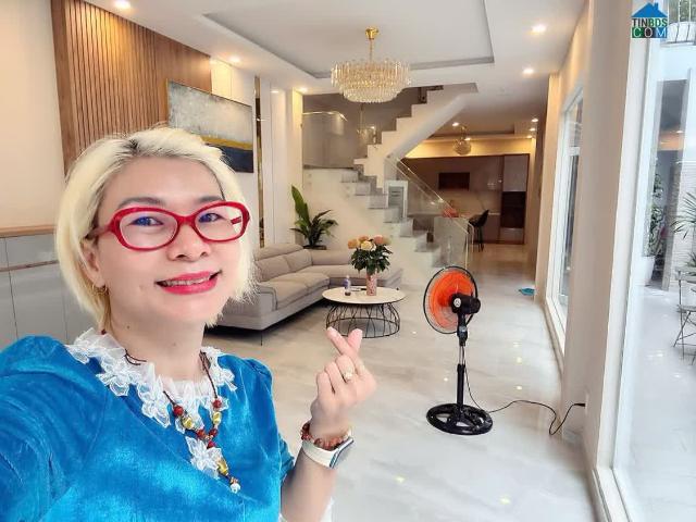 Hiếm Ngang 6m*18m Bán Nhà 4 Tầng Xịn Sò Đ. Lê Thị Riêng, Bên Thành, Quận 1 Chính Chủ * Lh