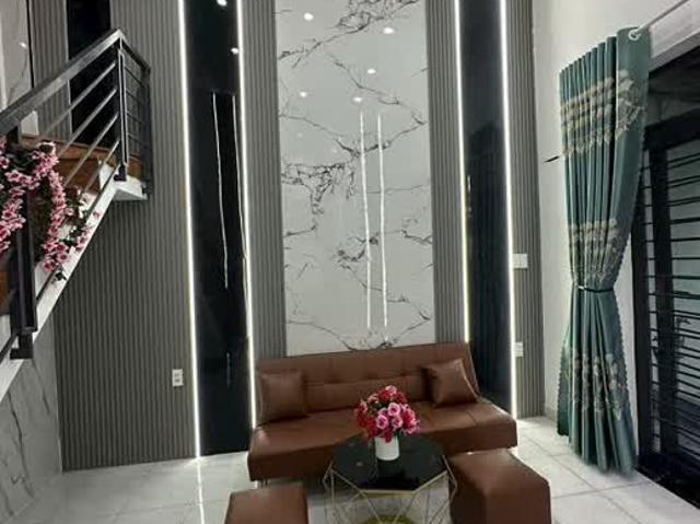 Hiếm – nhà giá rẻ quận 12 cũ – vào ở ngay