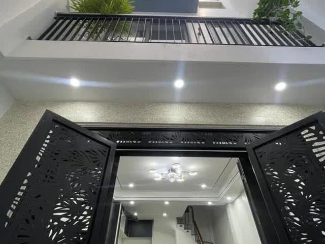 Hiếm. Nhà Ngọc Thụy 45M2 5t, Ô Tô Đỗ Cạnh Nhà, Full Nội Thất. Chỉ 7 Tỷ Hơn