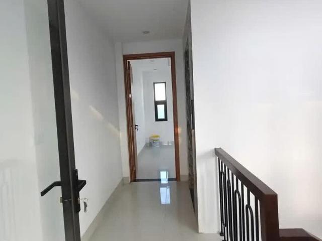 Hiếm nhà đẹp 5 tầng mặt phố Bà Triệu, 64m2, MT 4.6m, thang máy, kinh doanh tốt, giá 28.5 tỷ