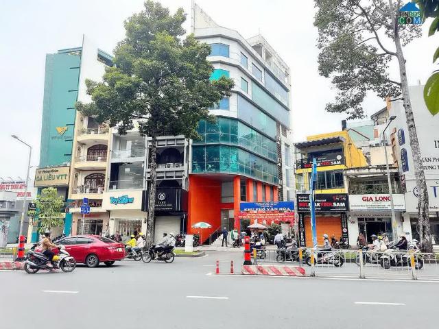 Hiếm Bán Mặt Tiền KD Đ. Trần Hưng Đạo Ngay Phố Tây Bùi Viện & Chợ Bến Thành Quận 1 Giang