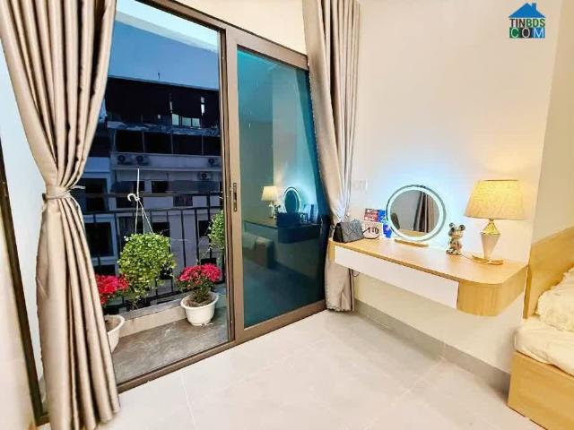 Hiếm Bán nhà đẹp Nguyễn Sơn Gần Ô tô Sát phố Dân xây 60m 5 tầng thang máy full NT nhỉnh