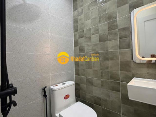 Hiếm cần bán gấp nhà 4 tầng hẻm xe hơi nguyễn đình chiểu q. 3 giá 9.18 tỷ