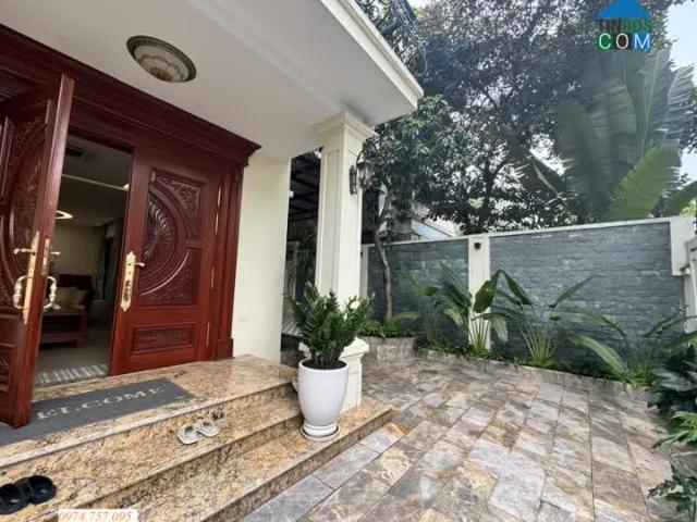 Hiếm có, bán biệt thự mặt phố Việt Hưng, kinh doanh đỉnh, 201m2, mặt tiền 11m, đắc địa