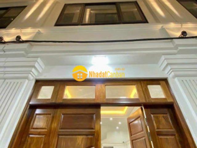 Hiếm có, bán gấp nhà 412 ngọc thụy, long biên, 30m2, 5 tầng, phân lô, ô tô, nhỉnh 5 tỷ