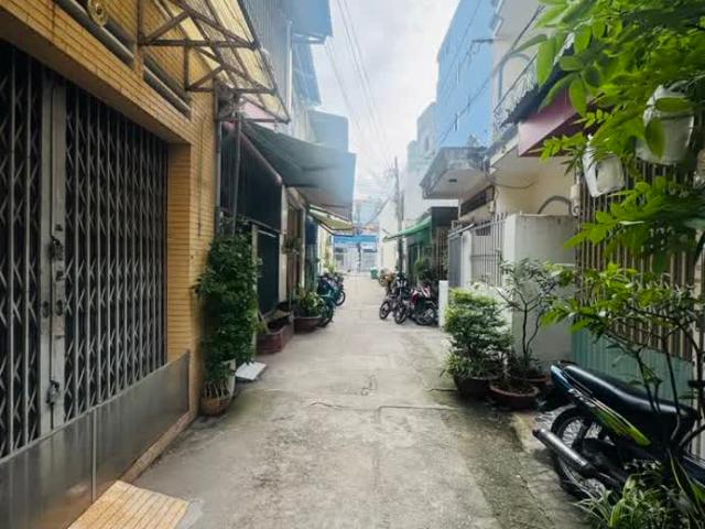 Hiếm Hxh Nhà Ngang 5M Ngay Aeon Tân Phú Nhỉnh 5 Tỷ Nhà 2 Tầng BTCT 5 X 10.5m Nở Hậu Vài