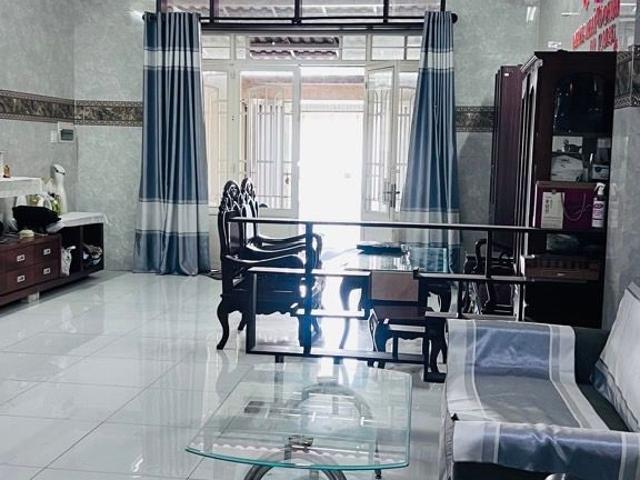 Hiếm, đối diện công viên, mặt tiền xe hơi 5x20, đường Lê Bôi chỉ 9 tỷ nhỉnh