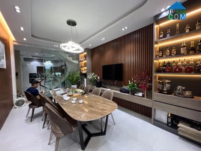 Hiếm Láng Hạ – Phân Lô – Ô Tô Tránh – Hơn 40M Ra Phố – Thông Tứ Tung – Ô Chờ Thang Máy –