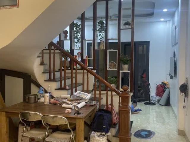 Hiếm lô góc Hoàng Hoa Thám gần phố ngõ thông kinh doanh 48m² x 5 tầng hơn 10 tỷ