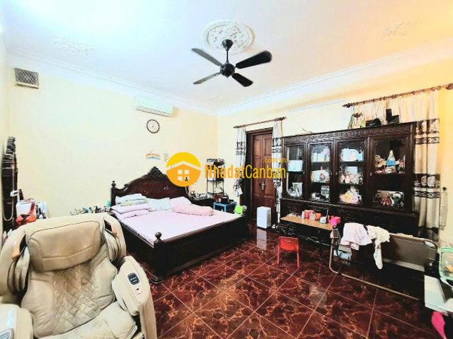Hiếm phố nguyễn chí thanh 50m2, 5 tầng, mặt tiền 8m ô tô tránh kinh doanh giá 22.8 tỷ