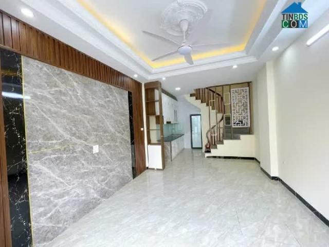 Hiếm Tây Hồ Nhà mới 3 mặt thoáng 5 tầng 3PN đẹp Ngõ rộng nông 6.8 tỷ