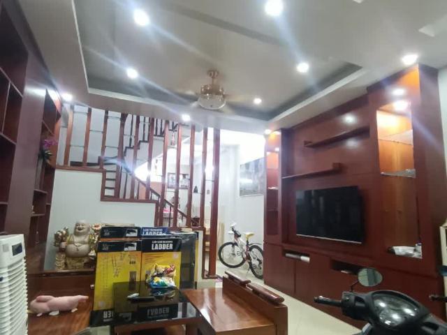 Hiếm Tây Sơn, Đống Đa, 10M Ra Phố, 41M X 4t, Nhỉnh 5 Tỷ 0901753