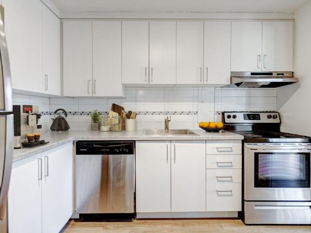 Hi Rise 4 Studio Apartment for Rent at 700 Rue De Gaspé, Montréal, QC H3E 1H2 Île des Soeurs