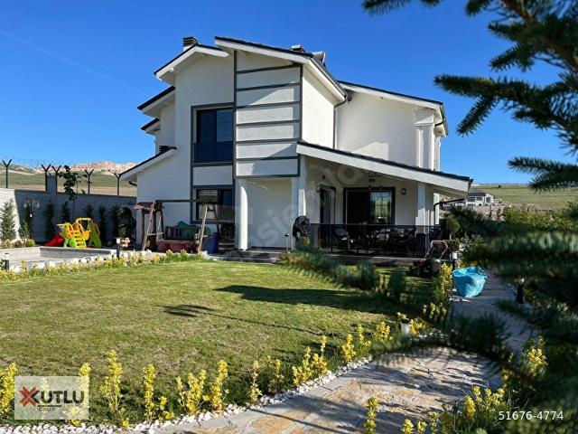 HİSAR'DA TEK TAPU PANORAMİK MANZARALI 1000 M VİLLA PARSELİ