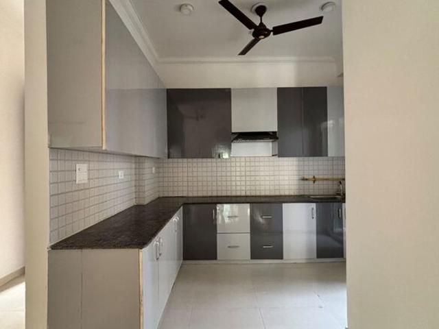 Himalaya Pride 2.5 Bedroom 1188 Sq. Ft. Apartment in Tech Zone 4 Greater Noida Listing ID: #9937