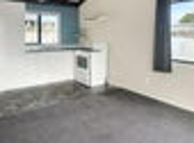 Himatangi Beach, 2 bedrooms, $530 pw