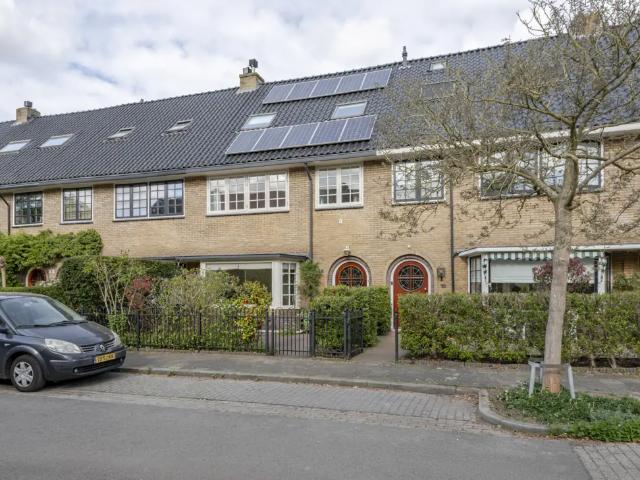 Hindelaan 18