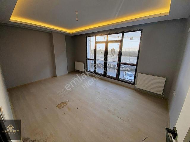 Hicret Den S.çiftliği Mh 2+1 100m² Süper Konum Sıfır 2.kat Daire