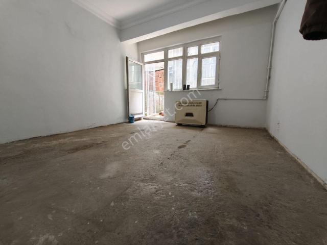 Hicret Emlaktan Esenler Fatih Mah 2+1 107 M2 Satılık Daire Acil