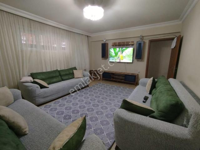 Hicret Emlaktan Esenler Fatih Mah.2+1 134 M2 Satılık Daire Acil