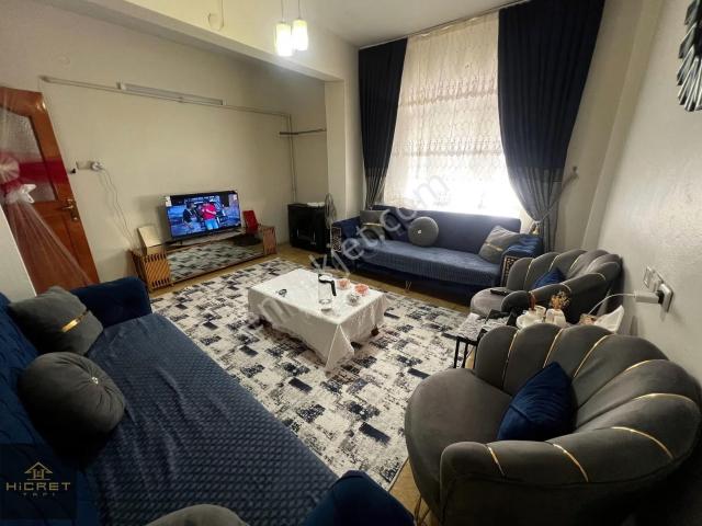 Hicret'den 50.yıl Mh. Satılık 1+1 90 M² Balkonlu Yüksek Giriş