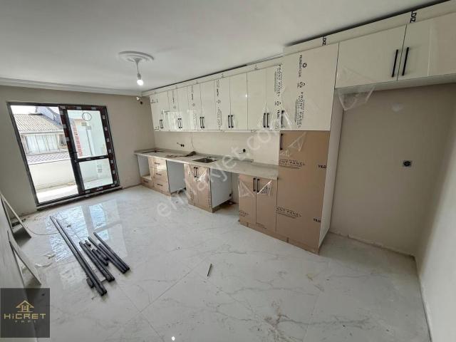 Hicret'den S.çiftliği Mh 3+1, 130m² Yerden Isıtma Lux Daireler.