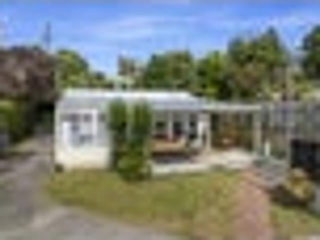 Hidden Coastal Opportunity with Bonus Studio
