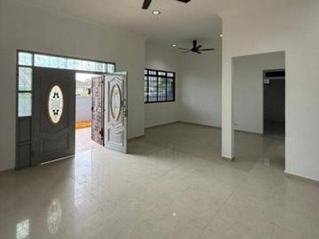 Hidden Gem Below Bank Value 245 Bungalow Taman Sri Emas Batu Kawa