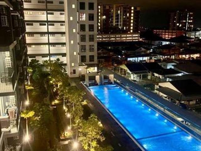 Hidden Gem Fully Furnished Dual Key Unit Armadale Residence Kch