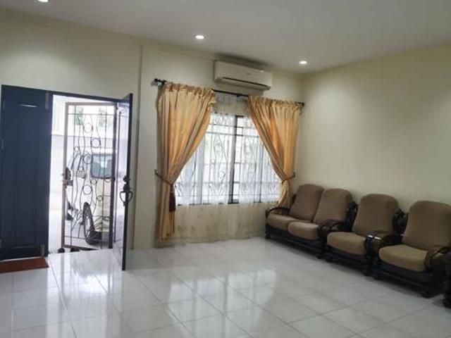 Hidden Gem Freehold Terrace House Stutong Kuching Near BDC