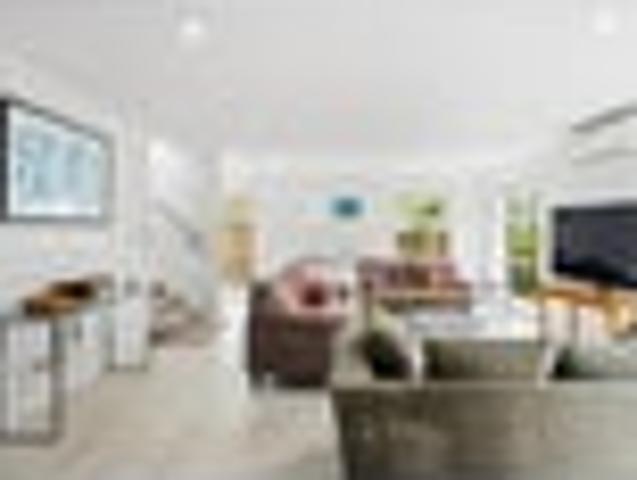 HIDDEN GEM IN MOUNT ROSKILL