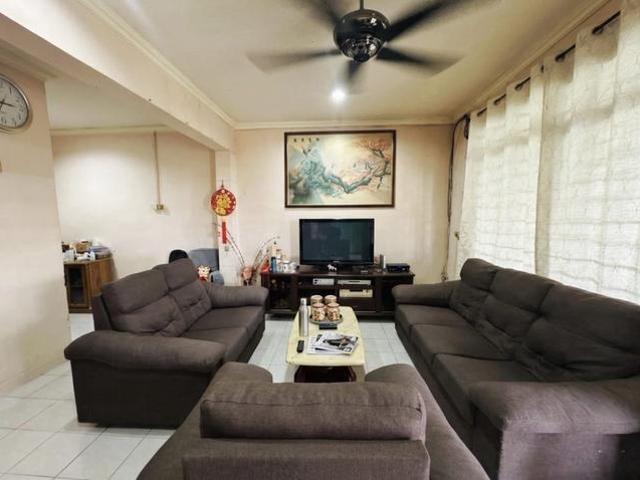 Hidden Gem Kenyalang Kuching Convenient Location Terrace Corner