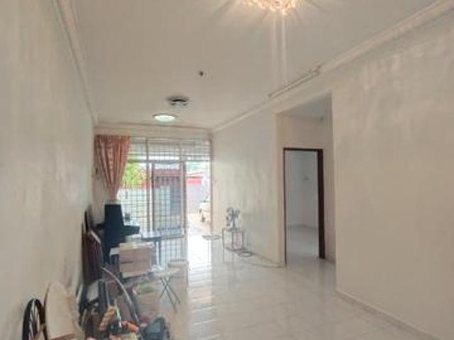 Hidden Gem Kristal Taman Kristal Single Storey SEMID House