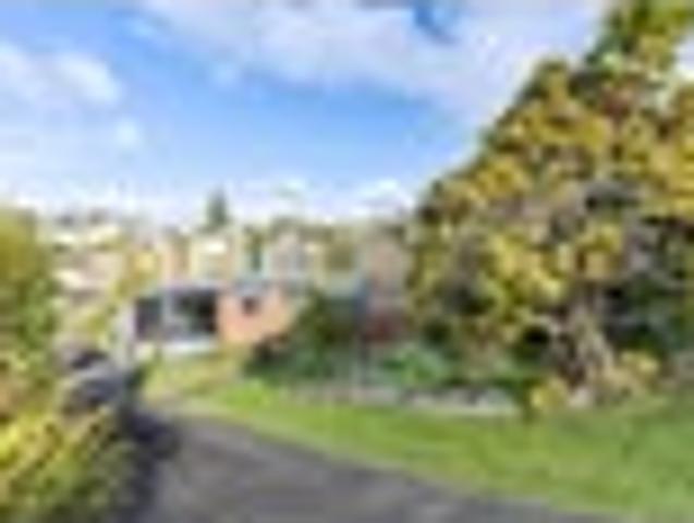 Hidden Treasure Rangitoto School and Sea Views