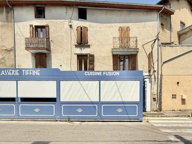 HIDRI IMMO PLUS vous propose en Exclusivité un immeuble de rapport à fort potentiel à La Côte Saint André
